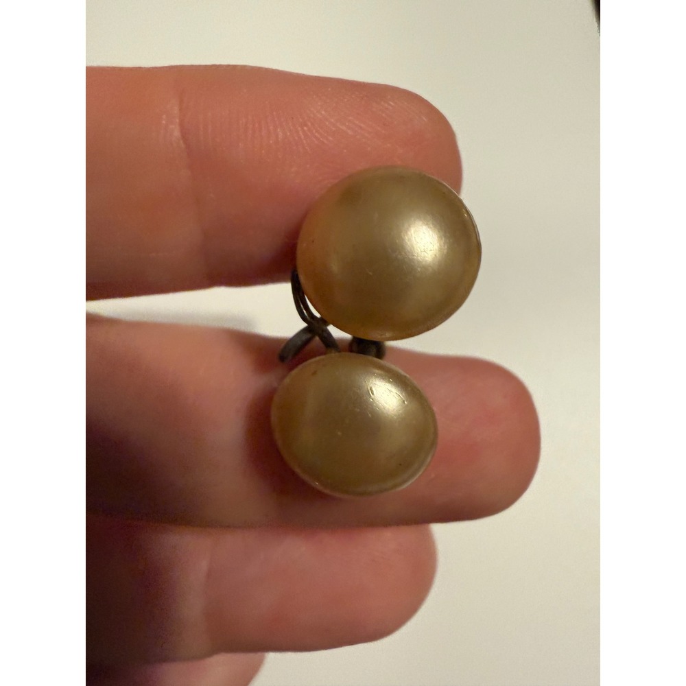 Vintage Faux Pearl Screw Back Earrings Silver Tone Cream Costume Jewelry 0.5"